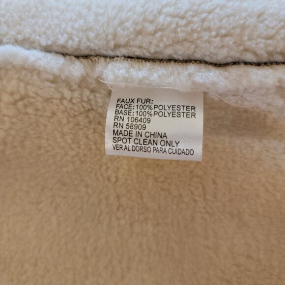 Cremieux Faux Sherpa Grey and Ivory Vest Jacket Size M Medium EXC - Picture 10 of 10